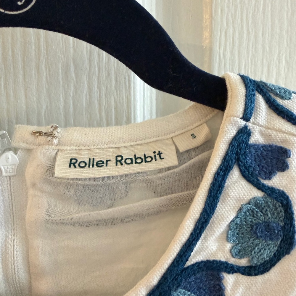 Roller Rabbit Kiki Embroidered Mini Dress White Blue Size Small - Picture 4 of 4